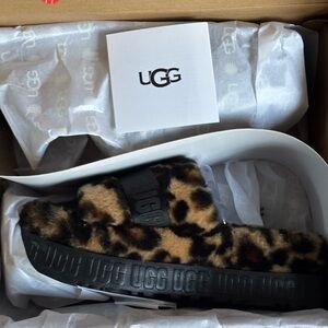 UGG fluffita panther print BNWT size 7